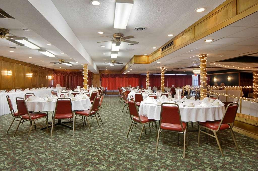 Ramadaby Wyndham Pittsburgh-New Stanton Hotel Facilidades foto
